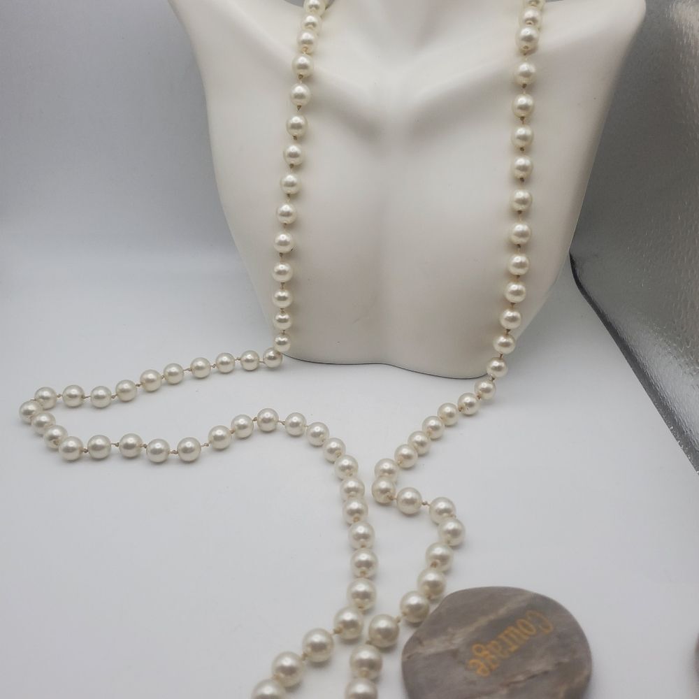 Hand tied‎ glass pearl long length necklace